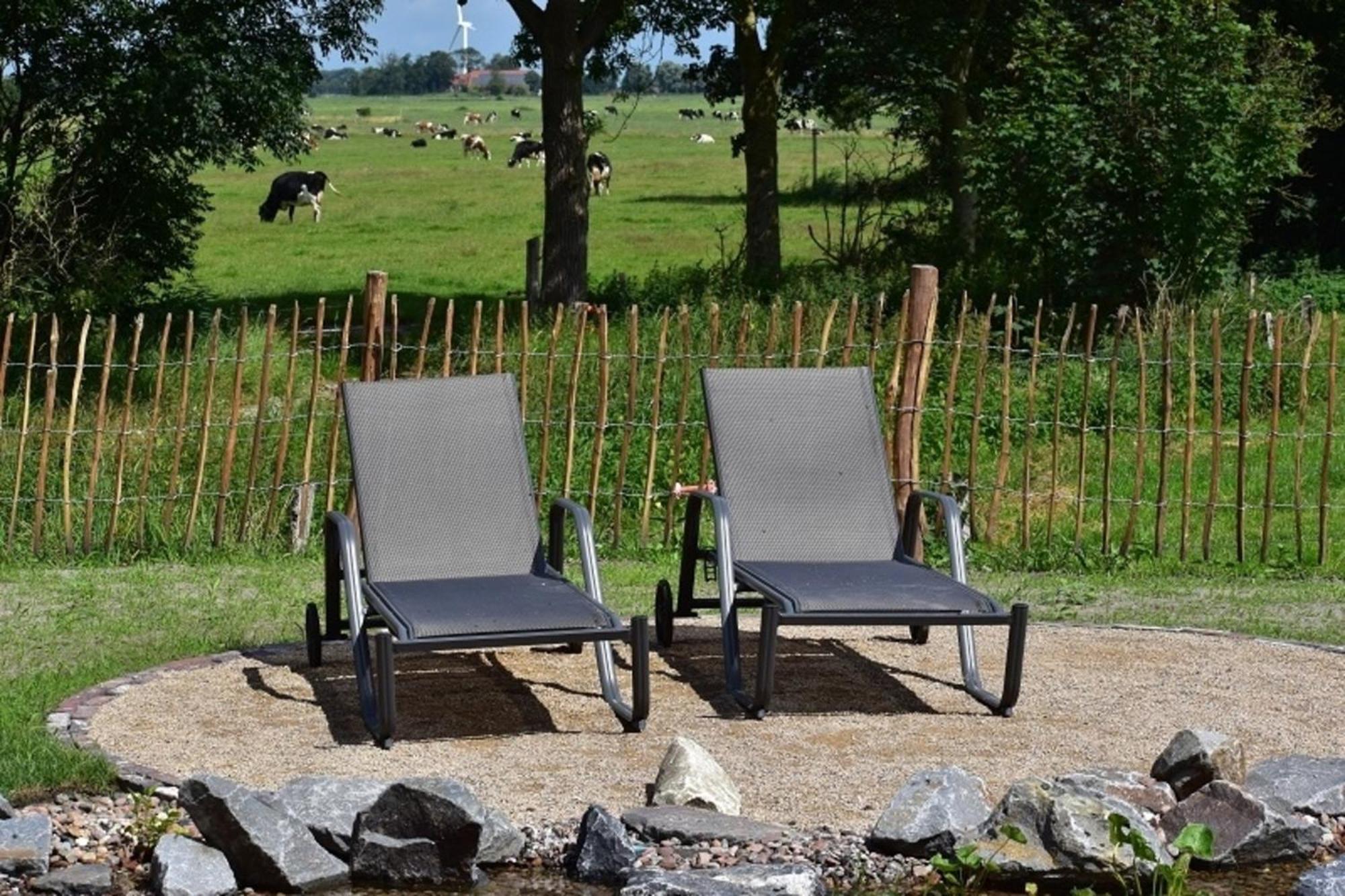 Traumkrone Ferienwohnungen - Wiesengruen Schortens Exterior foto